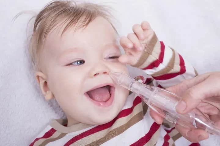 Co na kaszel u niemowlaka? 5 skutecznych i bezpiecznych metod